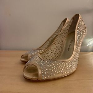Adrianna Papel open toed heels